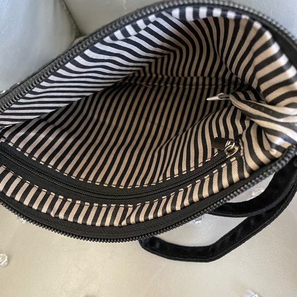 💎ELEGANT BLACK CLUTCH💎 - Picture 3 of 3